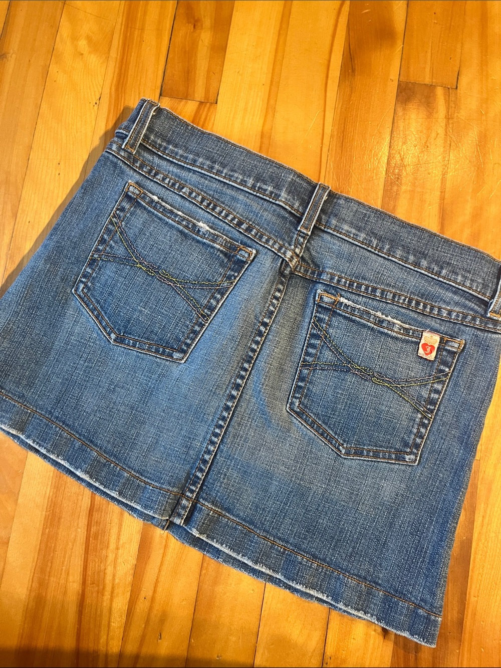 Juicy Couture Medium Blue Denim Mini Skirt with Front Pockets - Picture 3 of 4